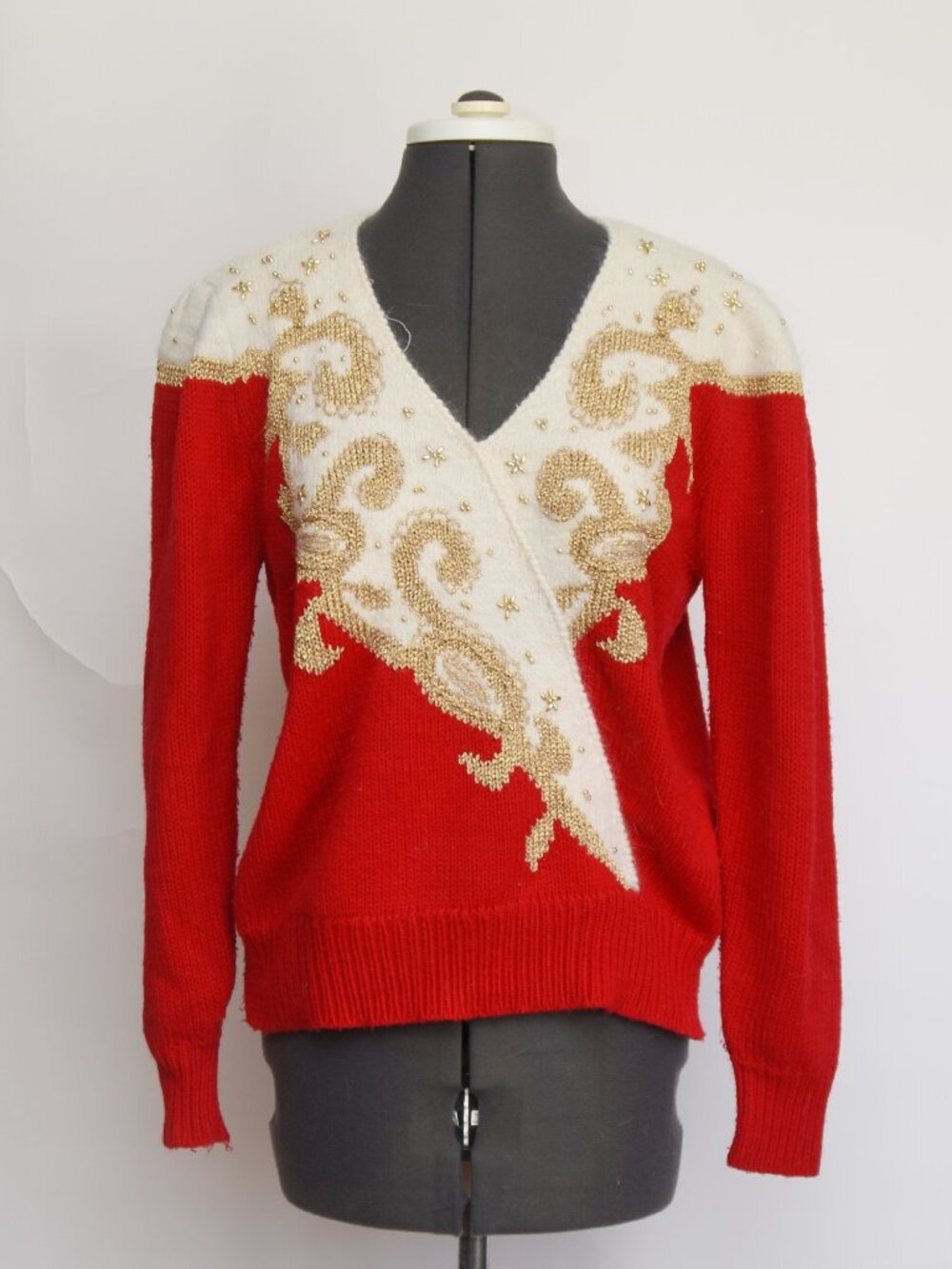 Vintage Dana Scott Embroidered Beaded Knit Holiday Sweater Red White Gold L